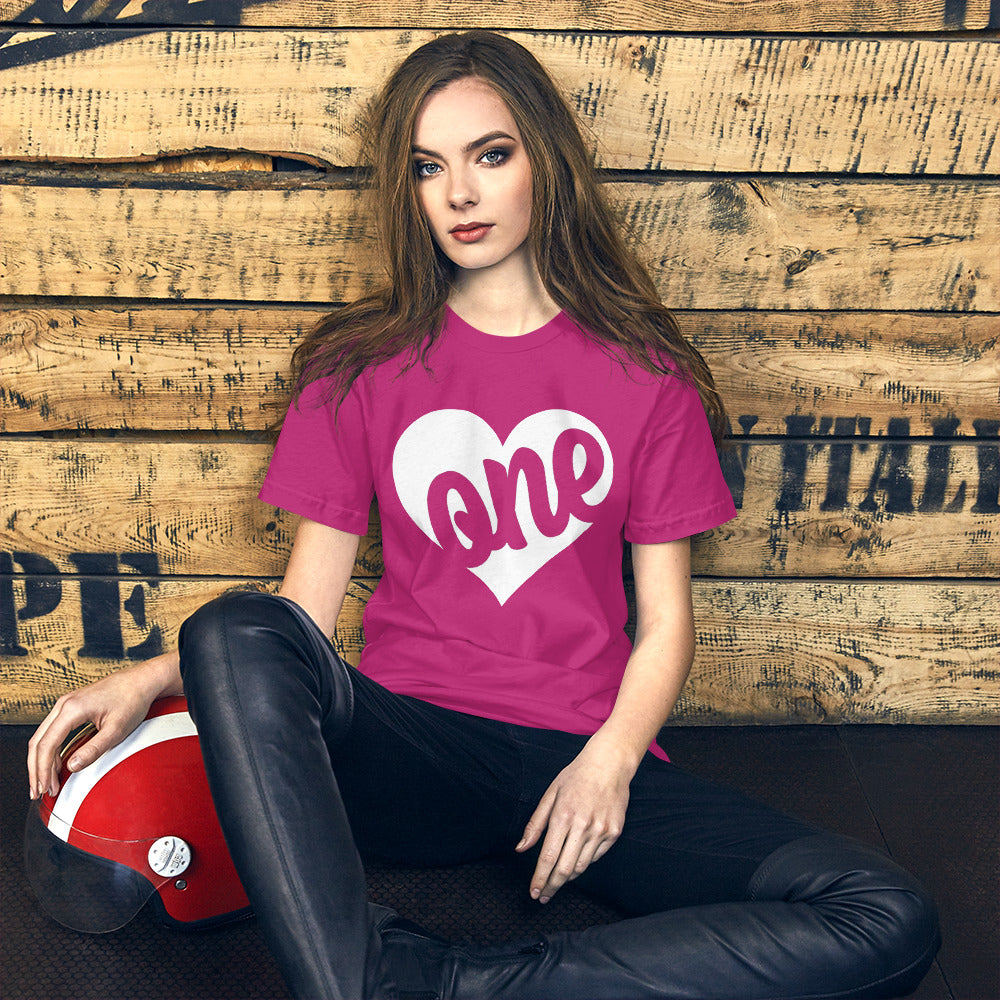 ONE LOVE Unisex t-shirt