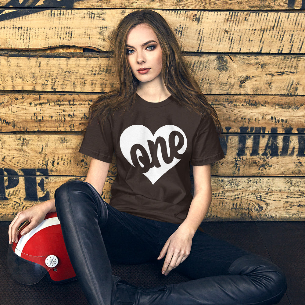 ONE LOVE Unisex t-shirt